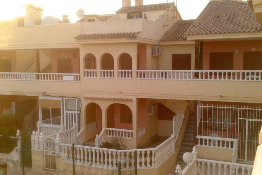 شقة Torrevieja : Appart 1St Floor With Pool View المظهر الخارجي الصورة